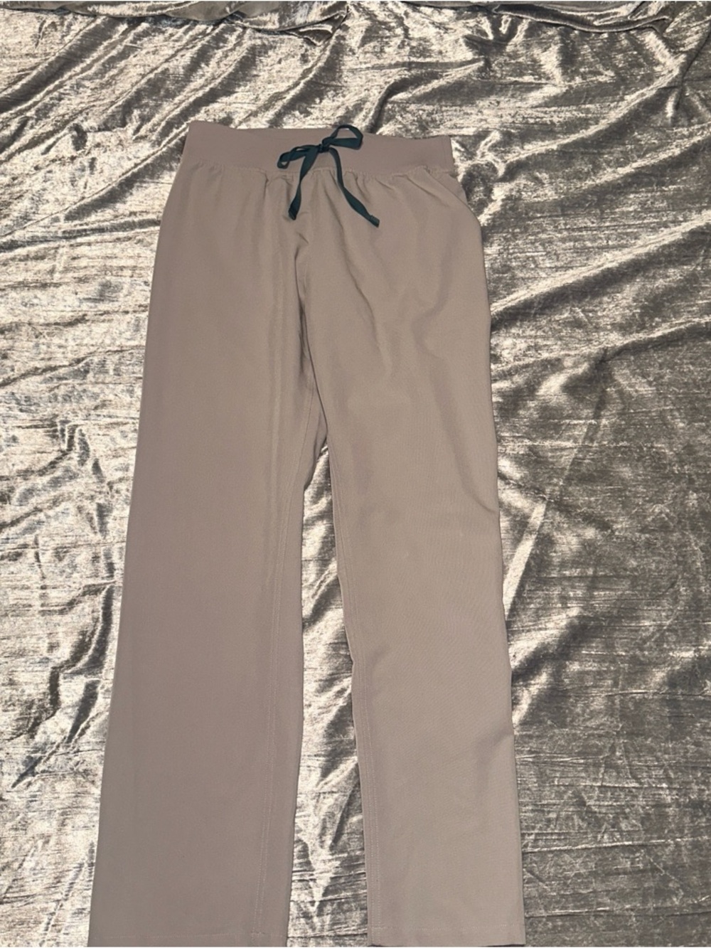 Figs Women's High Waisted Livingston Scrub Pants in Slate